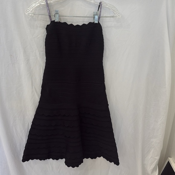 Herve Leger Black Cocktail Party Dress sz small from
The real real - Picture 3 of 8